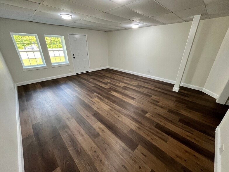 697 Rhea County Hwy, Dayton, TN for lease - Interior Photo - Image 3 of 7