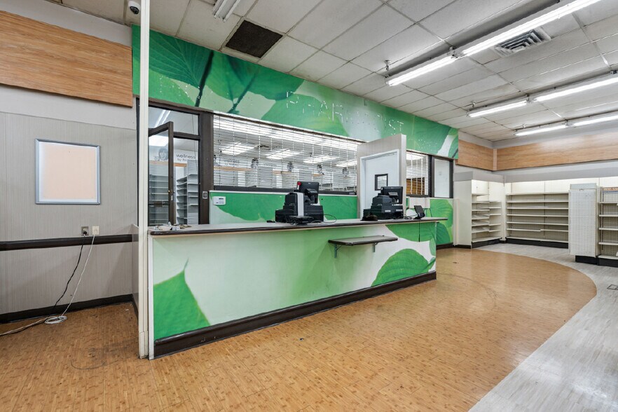 1701 Airline Hwy, Hollister, CA à louer - Photo du bâtiment - Image 3 de 7
