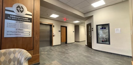 6920 Gatwick Dr, Indianapolis, IN for lease Building Photo- Image 1 of 7