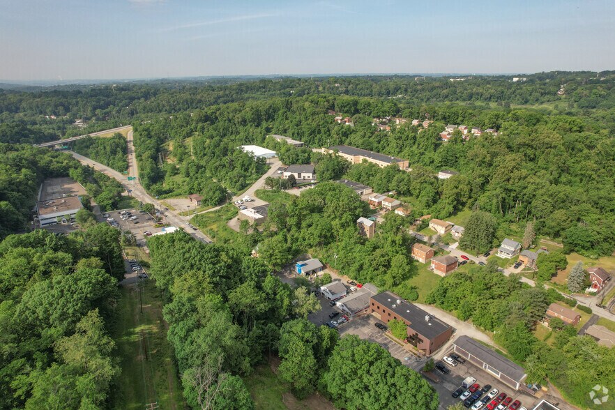 640 Rodi Rd, Pittsburgh, PA à vendre - Aérien - Image 3 de 4
