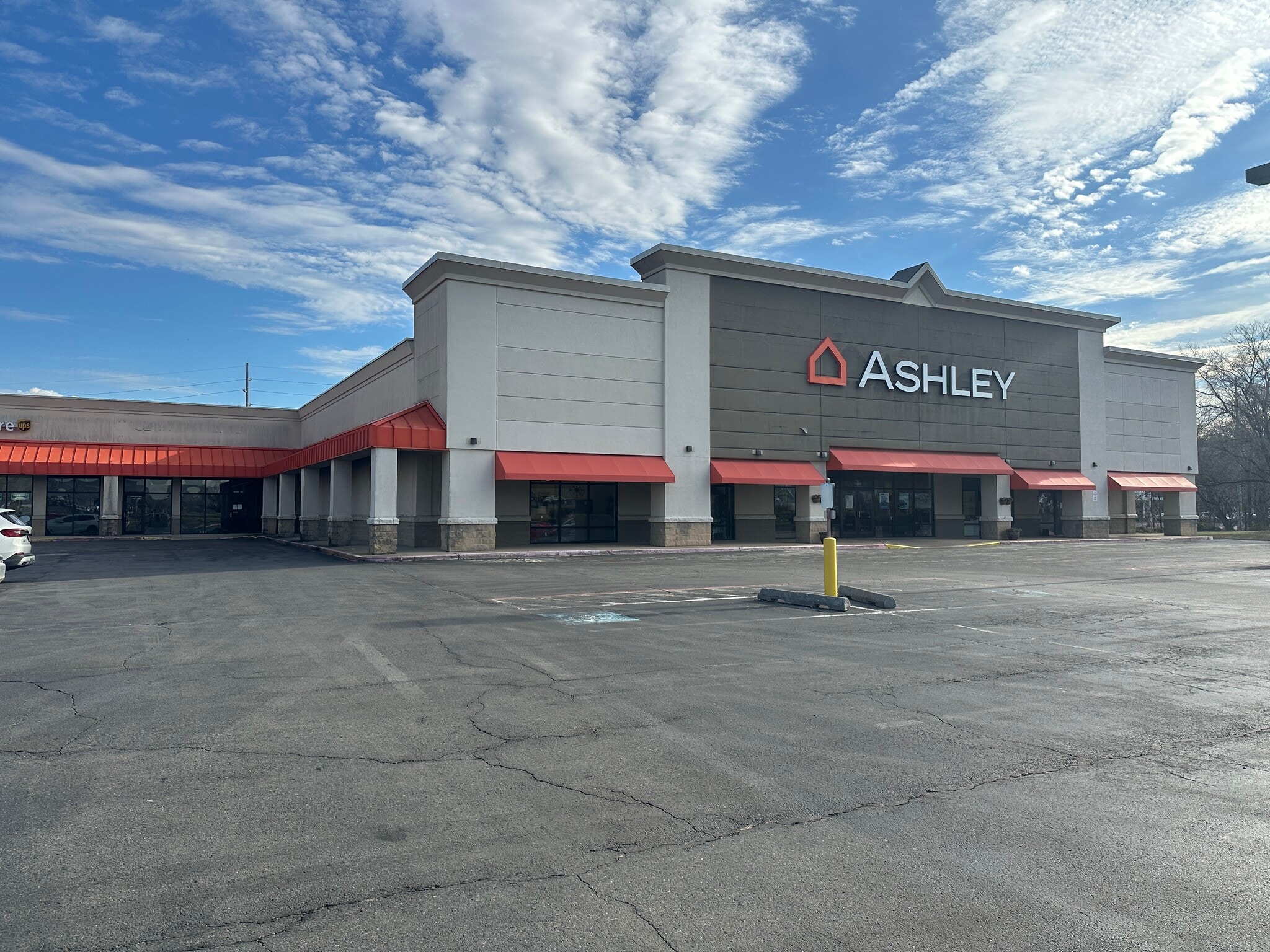 1866 E Market St, Harrisonburg, VA for lease Primary Photo- Image 1 of 19