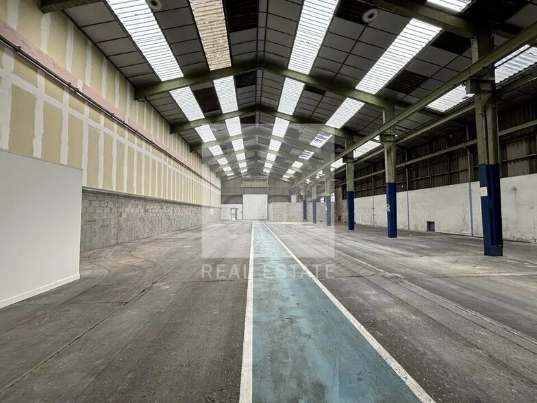 Flex in Villeurbanne for lease - Building Photo - Image 2 of 43