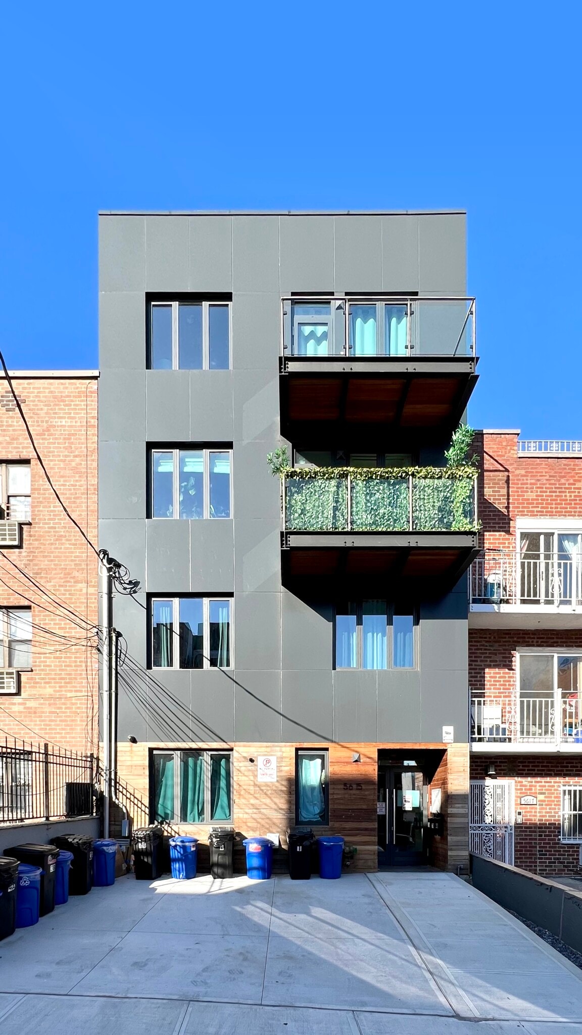 5615 Van Cleef St, Flushing, NY for sale Primary Photo- Image 1 of 14