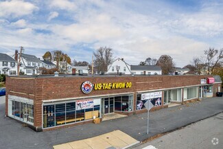 Plus de détails pour 32-42 Warren St, Waltham, MA - Vente au détail à louer