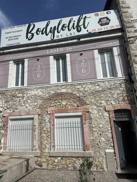 207 Route Des 3 Lucs, Marseille à louer - Photo du bâtiment - Image 1 de 9