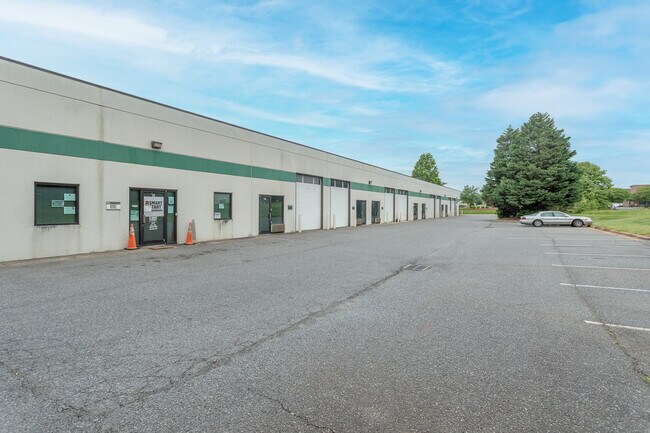 Plus de détails pour 40 Odell School Rd, Concord, NC - Industriel à louer