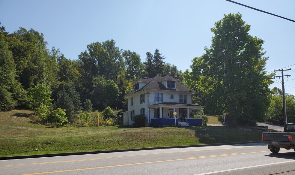 801 Fairmont Rd, Morgantown, WV à vendre - Photo du bâtiment - Image 2 de 4