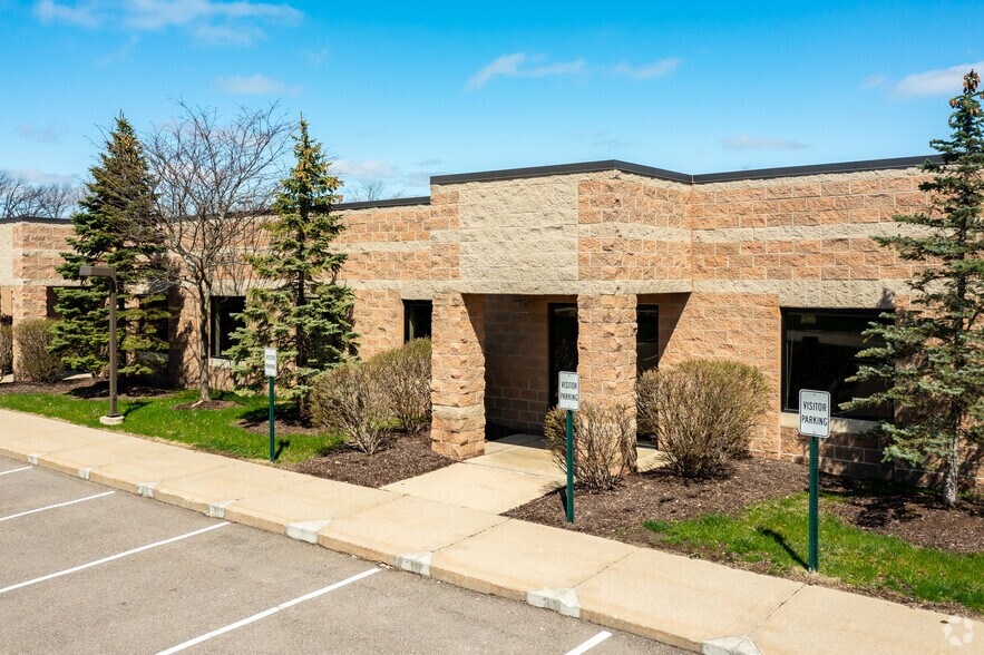 1168 Oak Valley Dr, Ann Arbor, MI for sale - Building Photo - Image 3 of 7