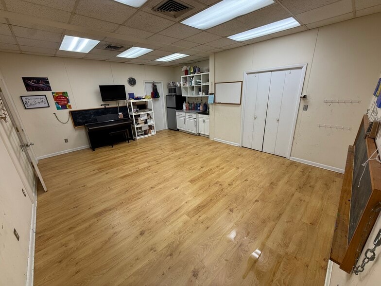 2323 Main St, Tucker, GA for lease - Building Photo - Image 3 of 18