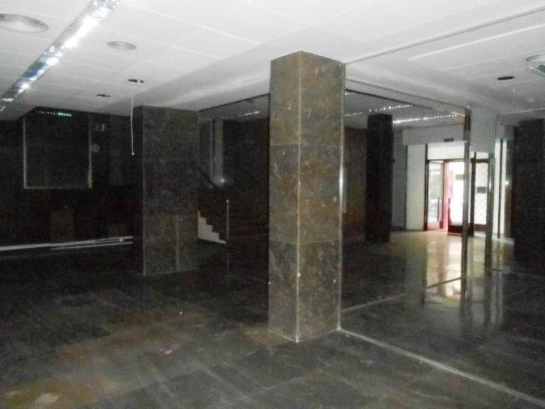 Commerce de détail dans Córdoba, Córdoba à vendre - Photo du bâtiment - Image 3 de 8