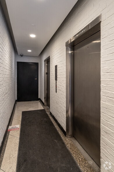 151 W 19th St, New York, NY à louer - Hall d’entrée - Image 3 de 3