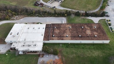 188 Earl Davis Dr, Russellville, KY - AERIAL map view
