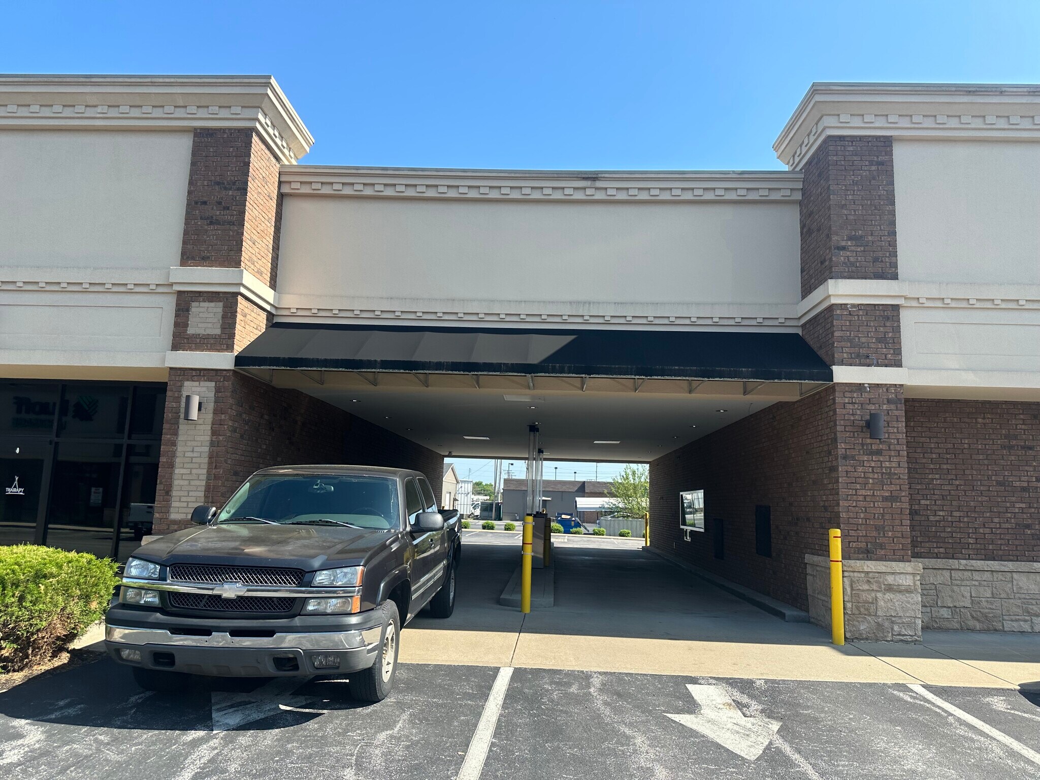 651 US 31W Byp, Bowling Green, KY for lease Primary Photo- Image 1 of 5