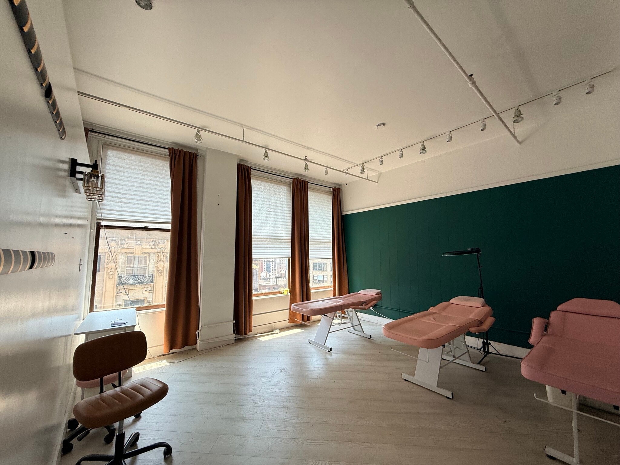 39-41 W 31st St, New York, NY for lease Interior Photo- Image 1 of 15