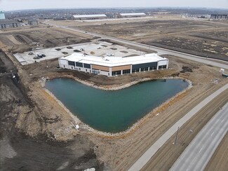Plus de détails pour 1105 SE Pleasant View Dr, Waukee, IA - Bureau/Commerce de détail à louer