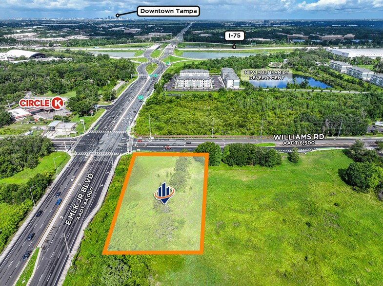 4035 Williams Road, Tampa, FL à vendre - Photo du bâtiment - Image 1 de 8
