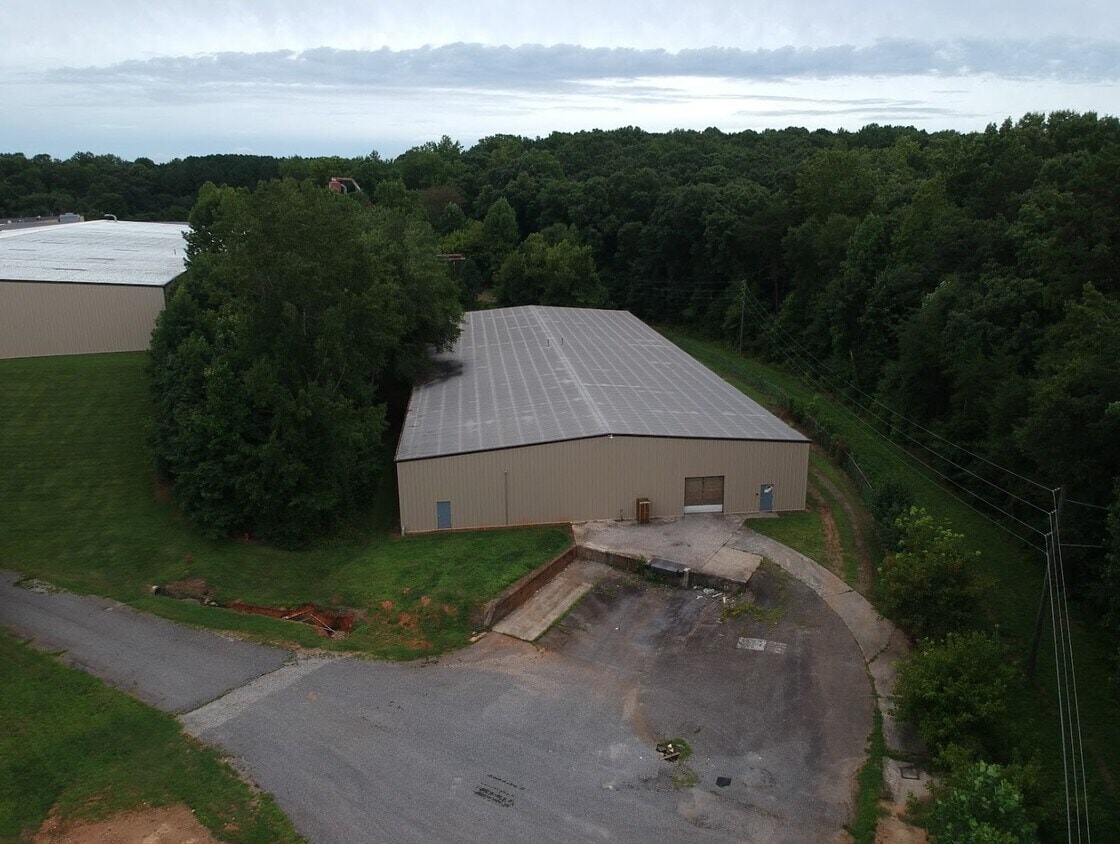 190 Cochrane Rd, Lincolnton, NC à louer Photo du bâtiment- Image 1 de 6