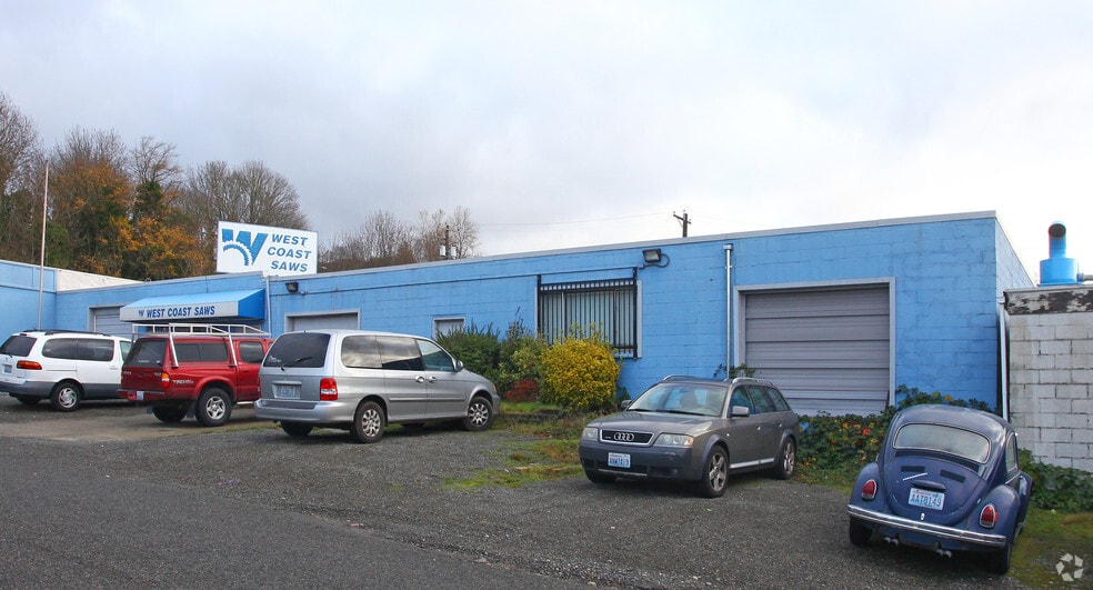 2733 S Ash St, Tacoma, WA à louer - Photo du bâtiment - Image 2 de 7