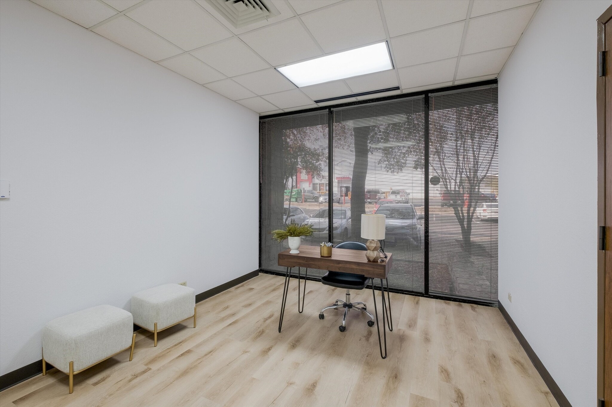 12042 Blanco Rd, San Antonio, TX for lease Interior Photo- Image 1 of 9