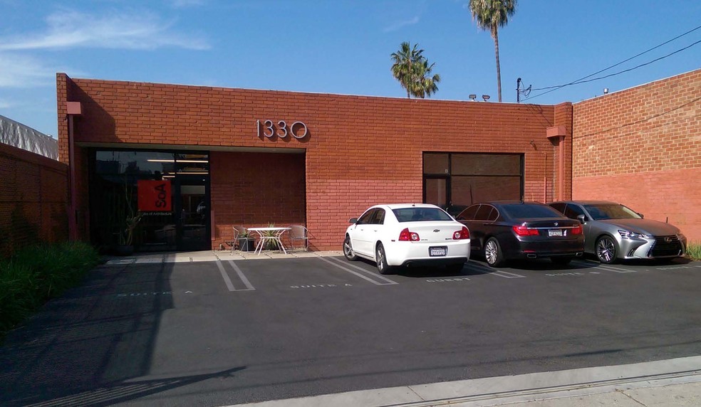 1330 W 12th St, Los Angeles, CA for lease - Building Photo - Image 1 of 13