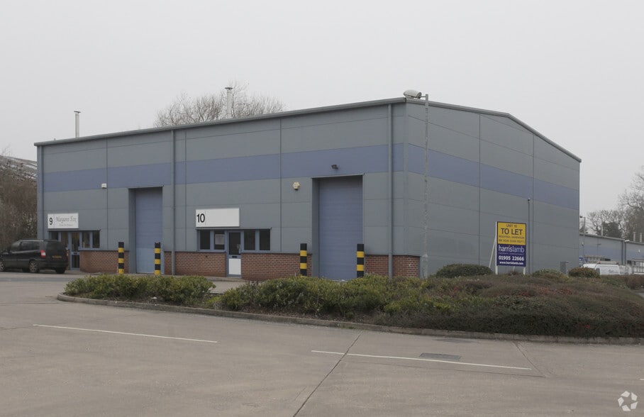 Sparrowhawk Clos, Malvern for lease - Primary Photo - Image 1 of 2