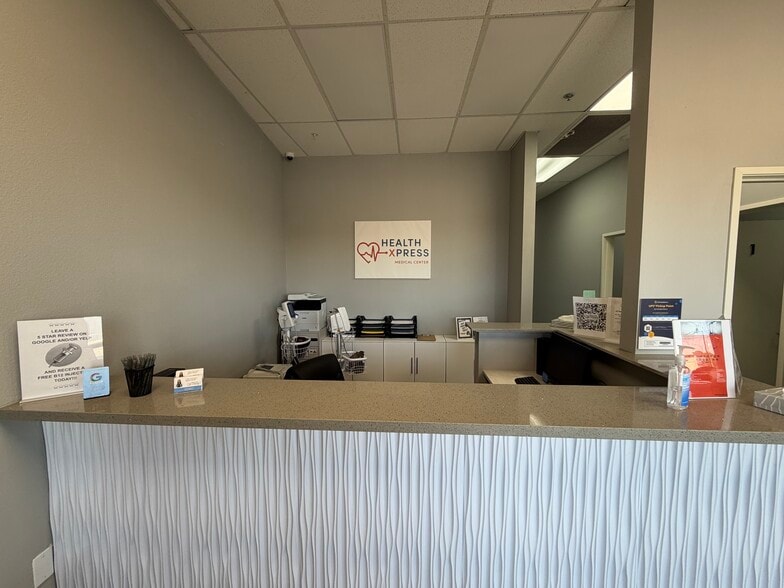 7345 S Durango Dr, Las Vegas, NV for lease - Lobby - Image 3 of 13