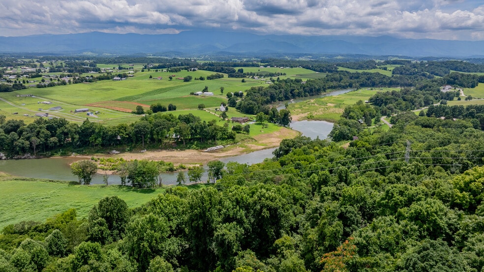 910 Old Fort Ln, Chuckey, TN for sale - Aerial - Image 3 of 8
