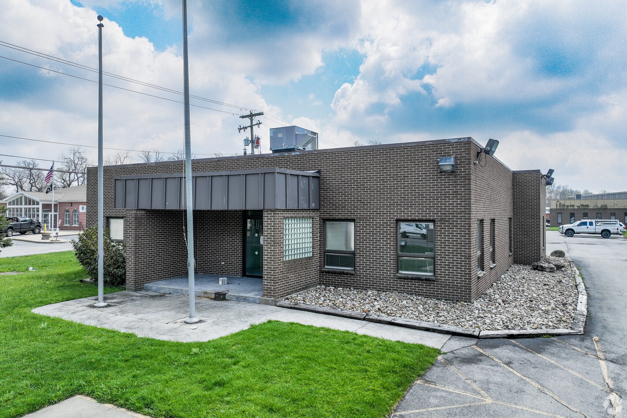 9825 Main St, Clarence, NY for lease Building Photo- Image 1 of 13