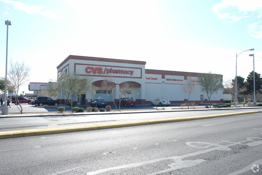 2735 S Maryland Pky, Las Vegas, NV for lease - Primary Photo - Image 3 of 5