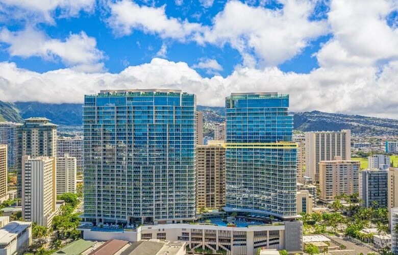 2139 Kuhio Ave. 27TH and 34th Floor, Honolulu, HI à vendre - Photo du bâtiment - Image 2 de 20
