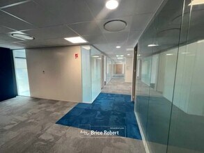 Bureau dans Saint-Priest à louer Photo intérieure- Image 2 de 3