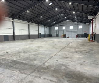 More details for 902 Grace st, Elgin, IL - Industrial for Lease