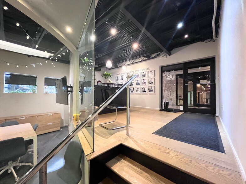 1020 Dennison Ave, Columbus, OH à louer - Photo intérieure - Image 3 de 5