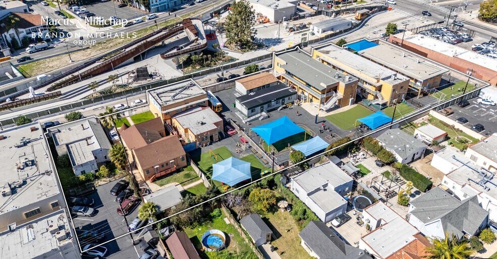 4466-4518 Crenshaw Blvd, Los Angeles, CA à vendre - Photo du bâtiment - Image 2 de 15