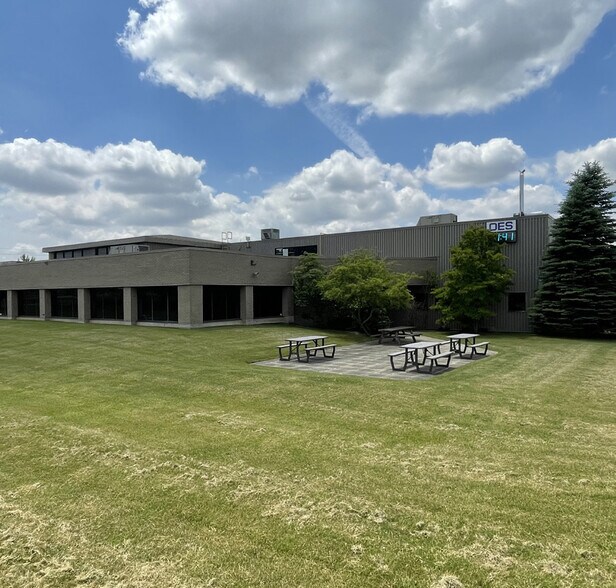 4096 Blakie Rd, London, ON à vendre - Photo principale - Image 1 de 2