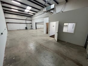 4305 FM 1187, Burleson, TX for lease Interior Photo- Image 1 of 9