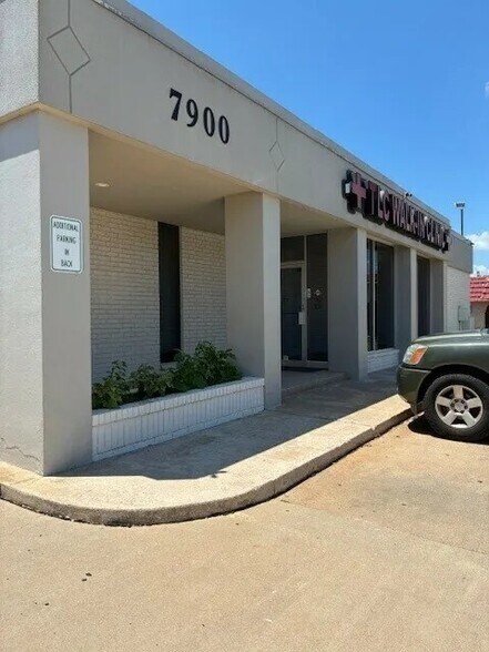 7900 NW 23rd St, Bethany, OK à vendre - Photo du bâtiment - Image 3 de 10