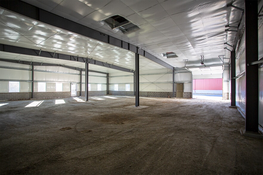 88 Airport Blvd, Marlborough, MA for sale - Interior Photo - Image 2 of 10