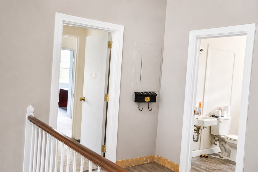 1607 Bland St, Bluefield, WV for sale - Building Photo - Image 3 of 10