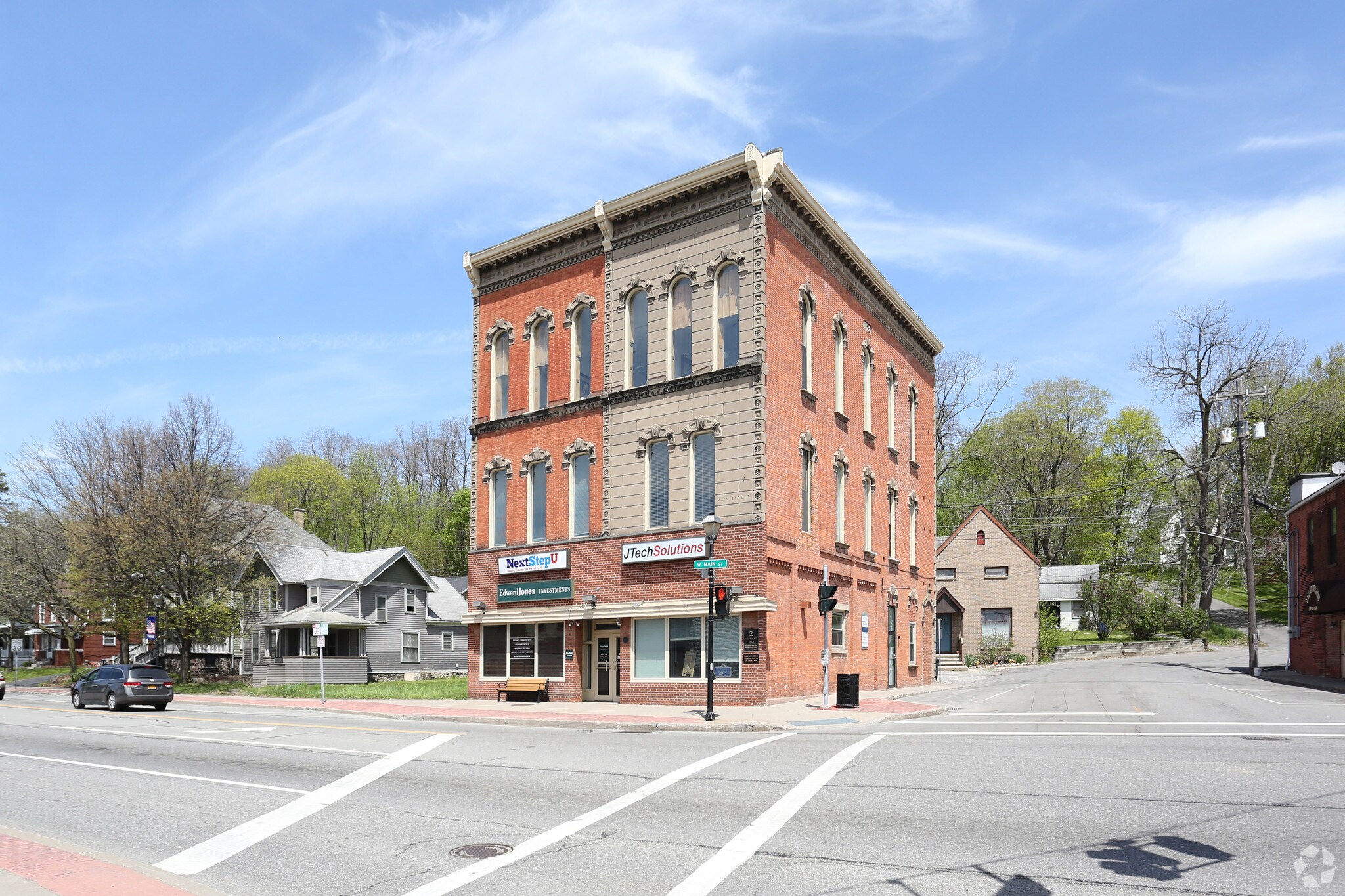 2 W Main St, Victor, NY for lease Primary Photo- Image 1 of 41
