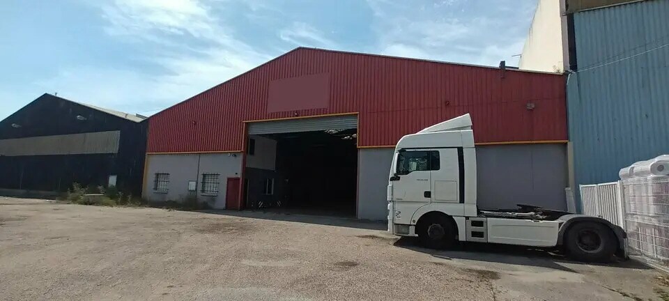 Flex dans Sandouville à louer - Photo du bâtiment - Image 3 de 3