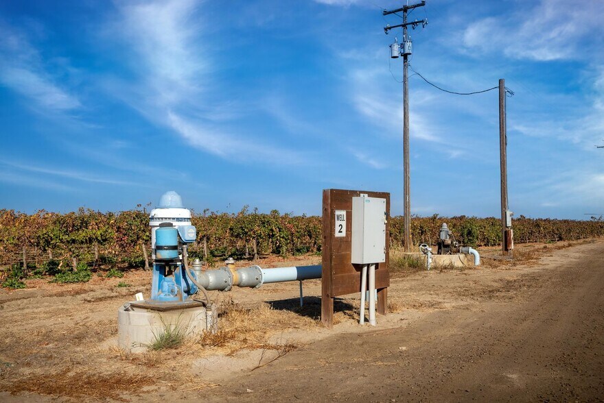 Claussen Ranch Vineyard, Stockton, CA à vendre - Photo du bâtiment - Image 2 de 8