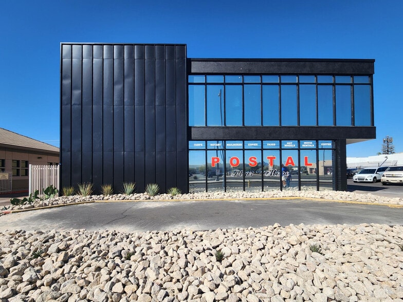 5800 N 19th Ave, Phoenix, AZ à louer - Photo du bâtiment - Image 2 de 3