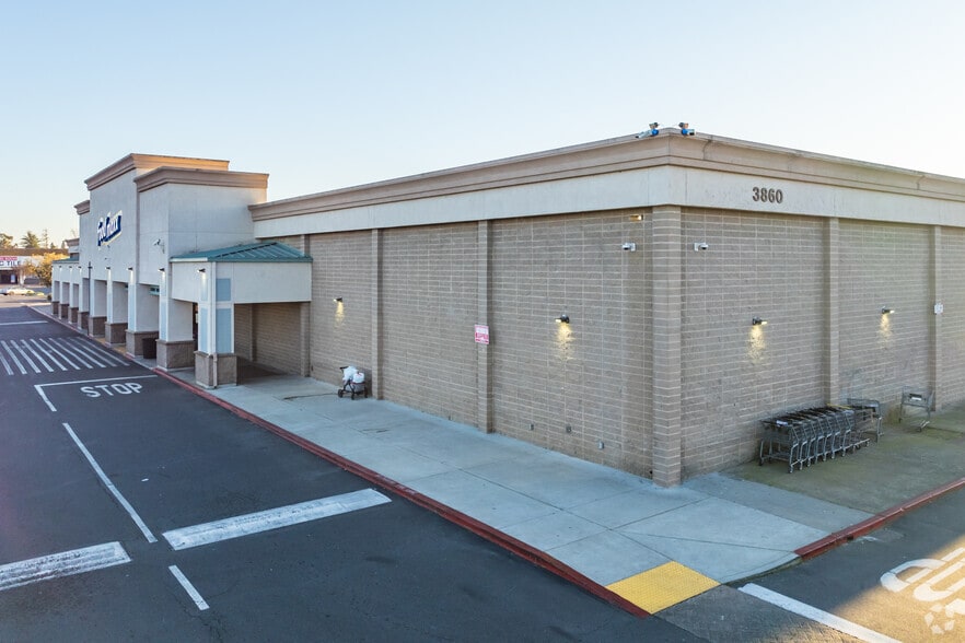 3860 Florin Rd, Sacramento, CA for sale - Building Photo - Image 1 of 6