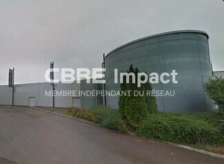 Plus de détails pour 43 Avenue De La Maille, Saint-Julien-les-Villas - Flex à vendre