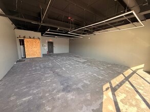 968-978 E 9th St, Lockport, IL for lease Interior Photo- Image 1 of 4