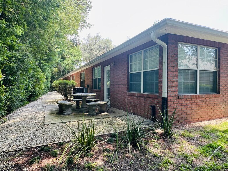 6817 Southpoint Pky, Jacksonville, FL à vendre - Photo du bâtiment - Image 3 de 18