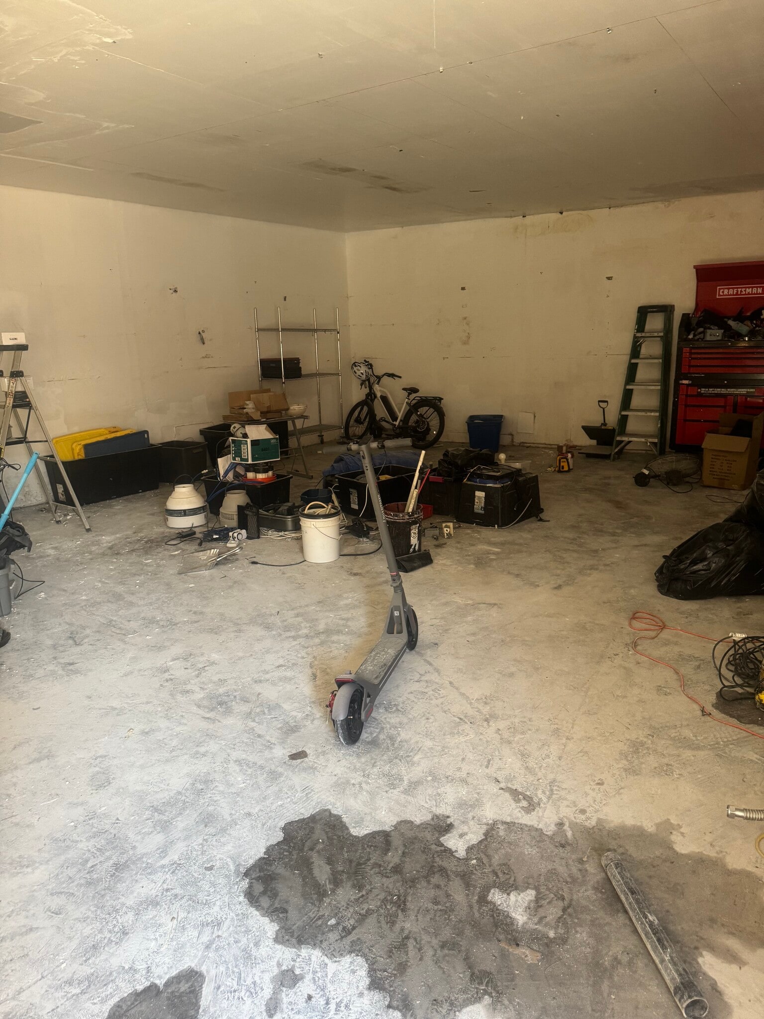 5438-5440 Monte Vista St, Los Angeles, CA à louer Photo intérieure- Image 1 de 4