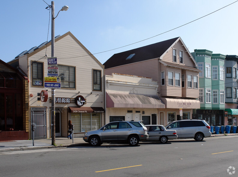 2428 Clement St, San Francisco, CA à louer - Photo du b timent - Image 3 de 5