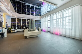 456 12th Ave SE, Calgary, AB à louer Photo intérieure- Image 2 de 7